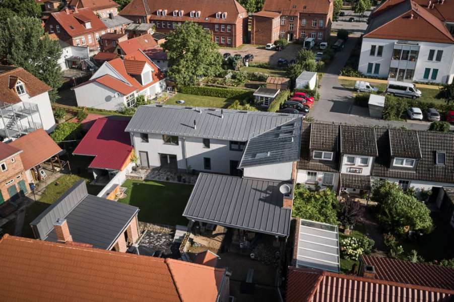 Stahldach aus der Vogelperspektive, Clara-Zetkin-Straße 49 in 19288 Ludwigslust